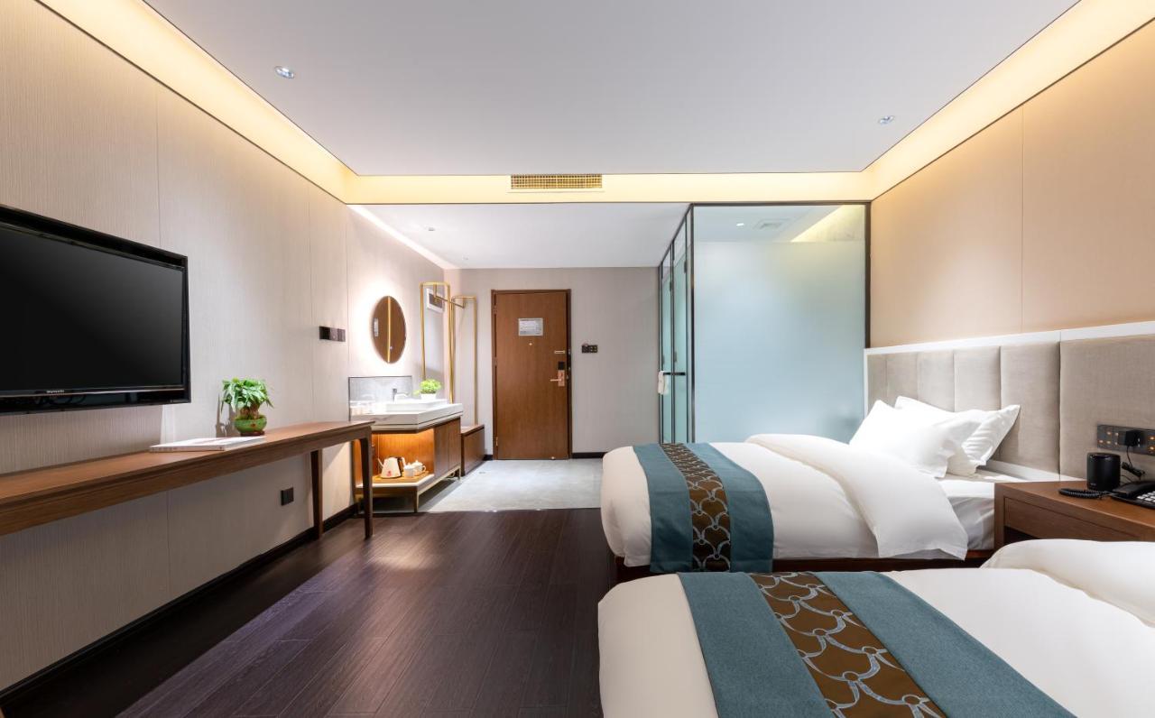 Beijing Tangfu Hotel - Located In The City Center Adjacent To The Subway Station Close To Nanluoguxiang Gulou Lama Temple Tiananmen Square Forbidden City Temple Of Heaven Providing Laundry Car Rental And Ticketing Services Exterior photo