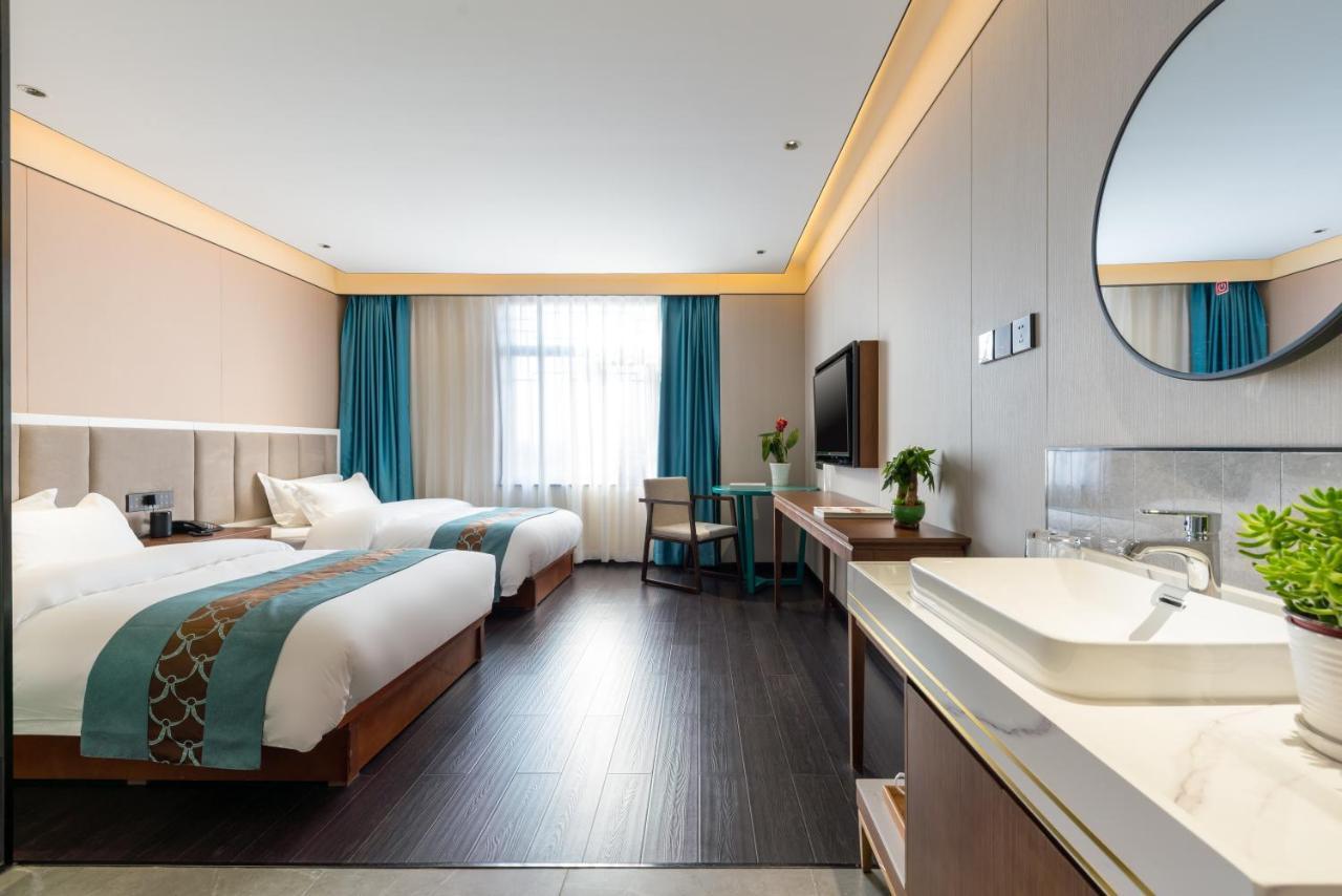 Beijing Tangfu Hotel - Located In The City Center Adjacent To The Subway Station Close To Nanluoguxiang Gulou Lama Temple Tiananmen Square Forbidden City Temple Of Heaven Providing Laundry Car Rental And Ticketing Services Exterior photo